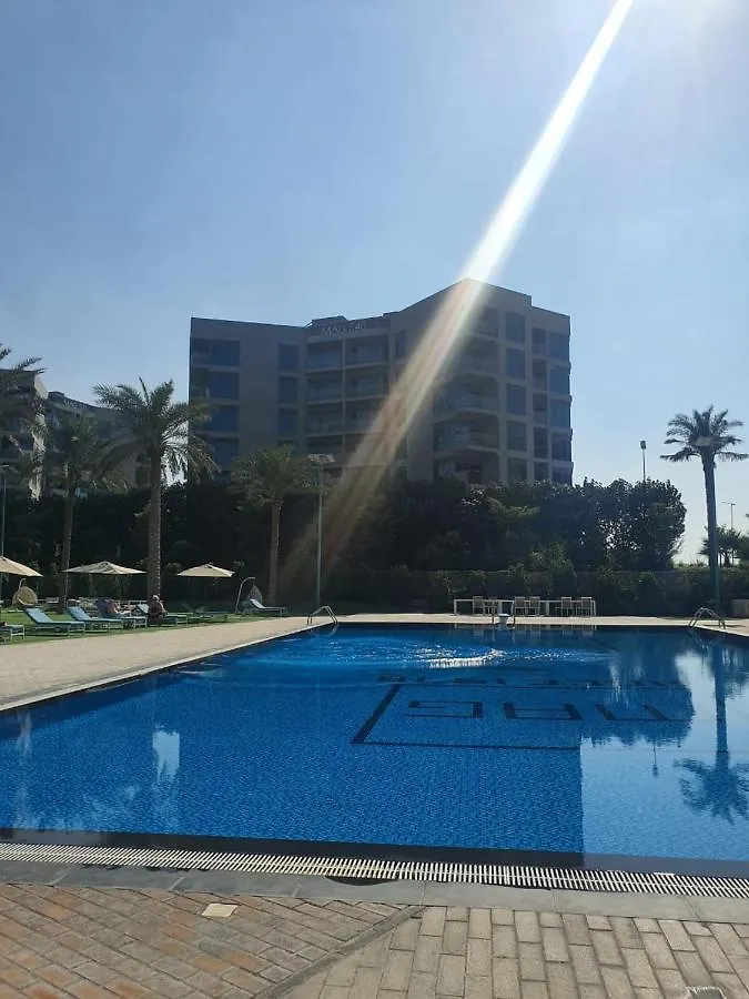 Cozy 1-Bedroom Apartment In Dubai South With Pool 0*,