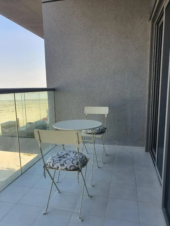 Cozy 1-Bedroom Apartment In Dubai South With Pool
